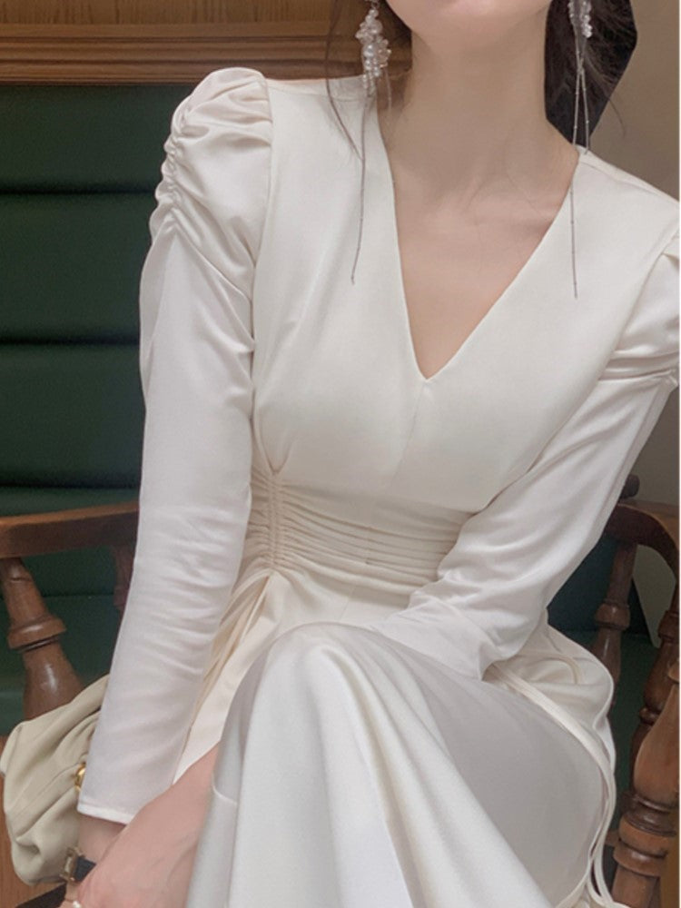 Classic Vintage & Enduringly Stylish Dress