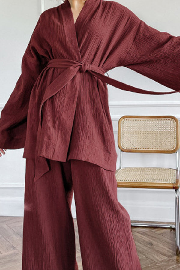Classic Vintage Trousers with a Flattering Fit