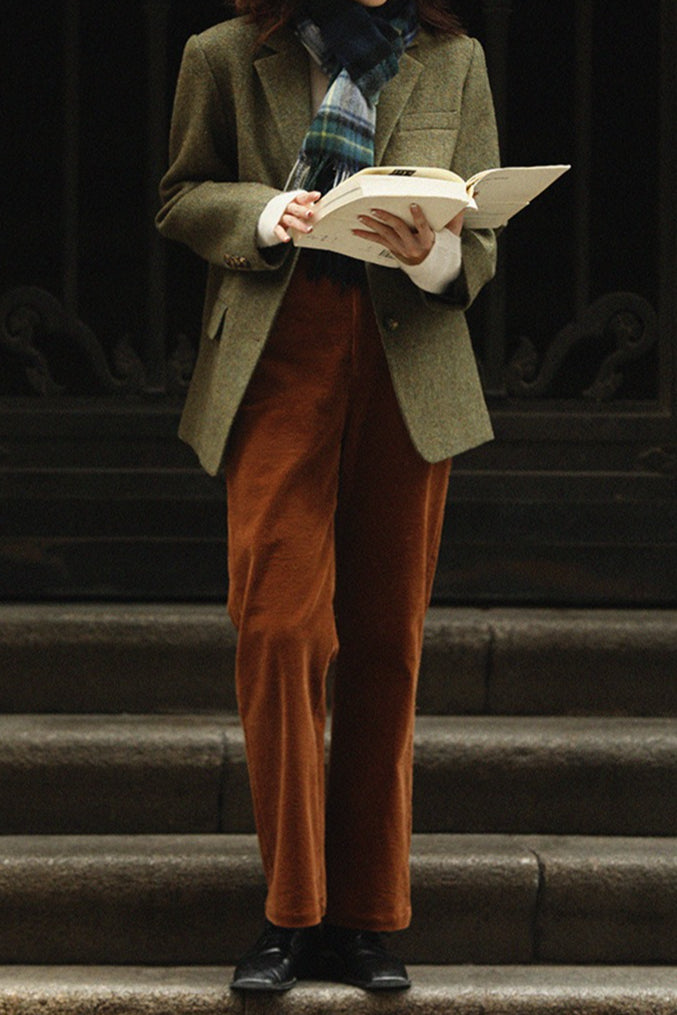 Well Tailored Garment with a Graceful Silhouette