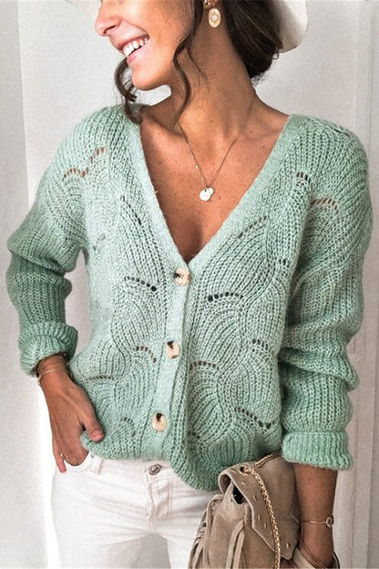 Classic Vintage Cardigan with a Flattering Fit