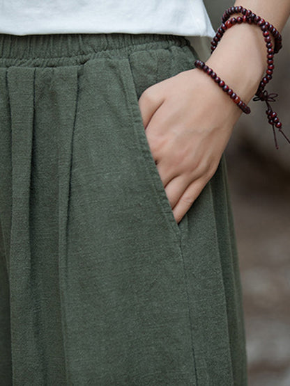 Effortlessly Elegant Trousers with a Timeless Design