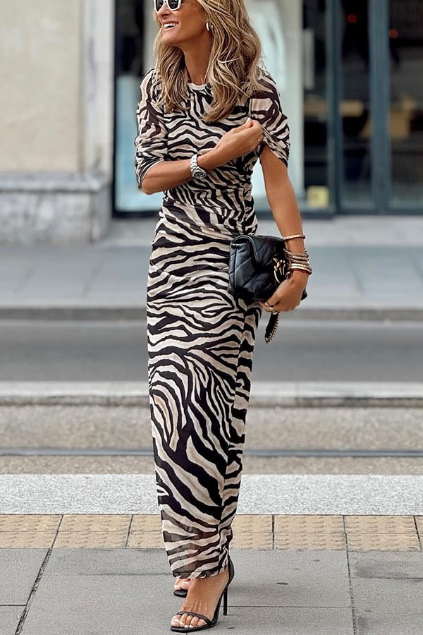 Beautifully Crafted Dress in a Classic Style