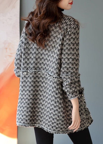 Effortlessly Elegant Coat with a Timeless Design