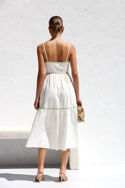 Sophisticated Dress with a Clean Classic Look