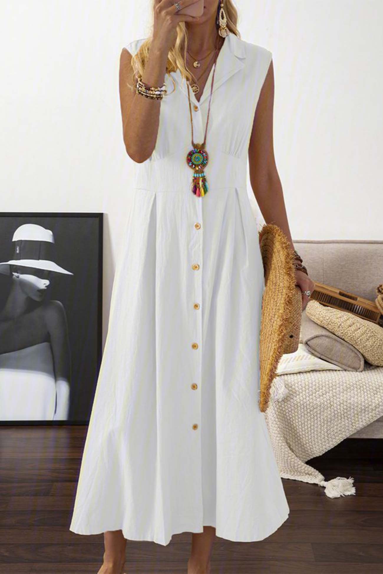 Well Tailored Dress with a Graceful Silhouette