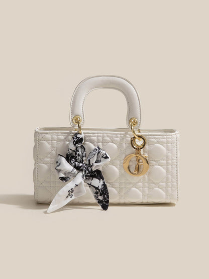 Classic Vintage Bag with a Flattering Fit