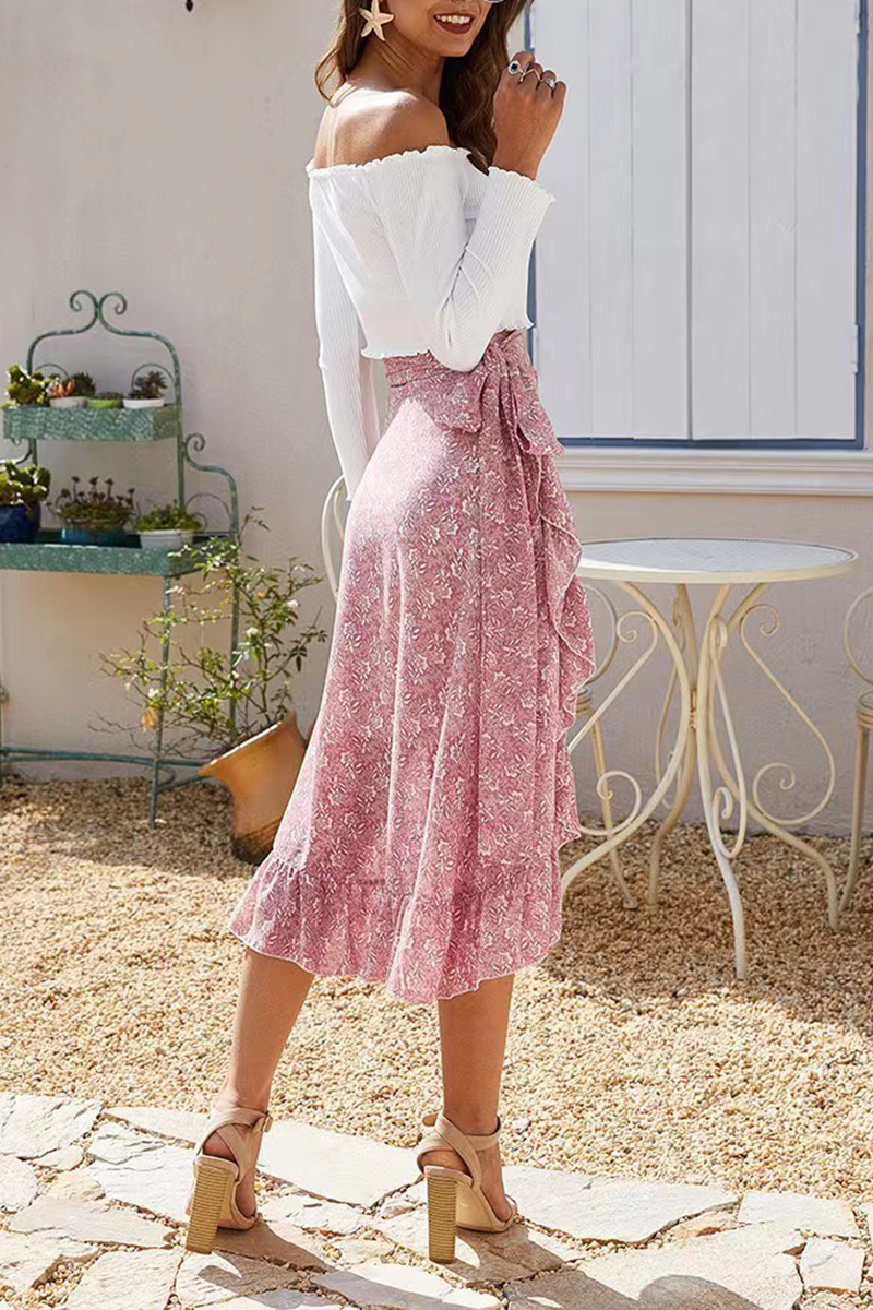 Gracefully Styled Garment for Any Occasion
