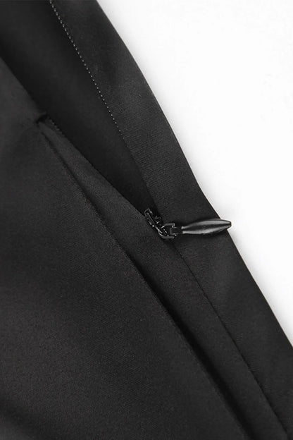 Well Tailored Pants with a Graceful Silhouette