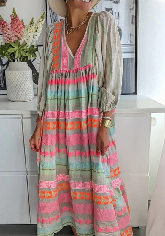 Classic Vintage & Enduringly Stylish Dress