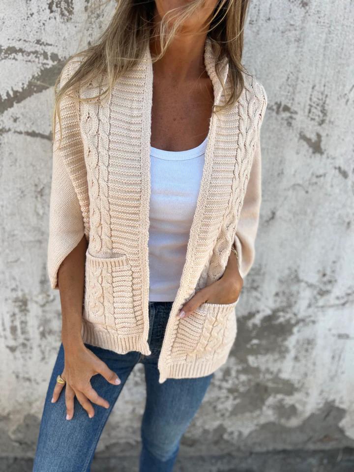 Effortlessly Elegant Cardigan with a Timeless Design