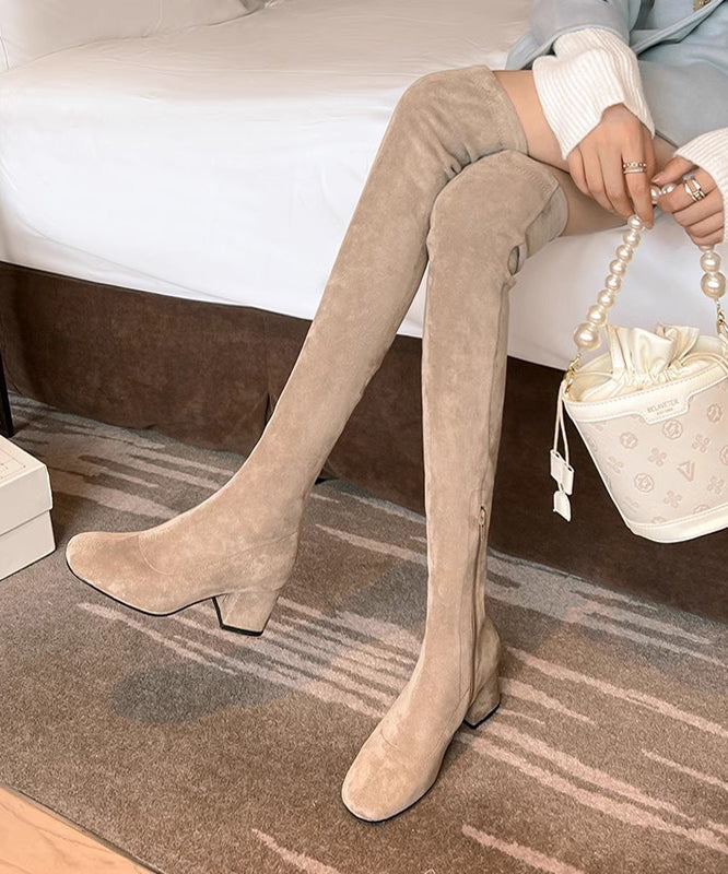 Polished Boots with an Effortless Classic Look