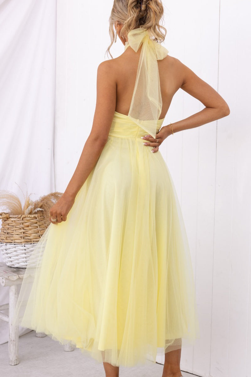 Sophisticated Dress with a Clean Classic Look