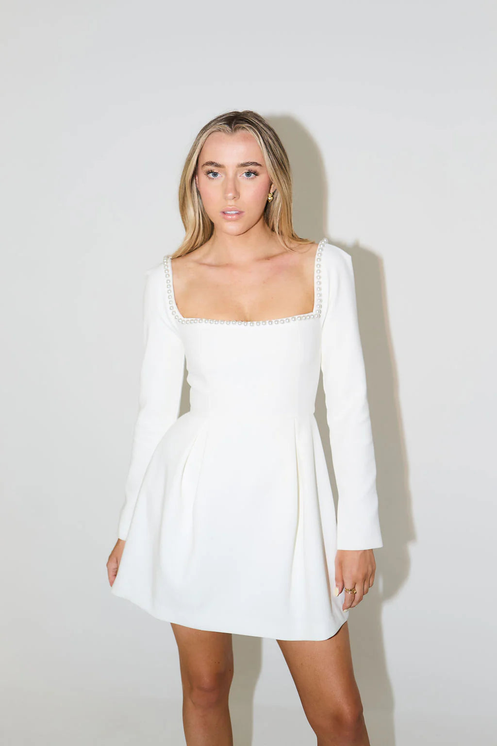 Well Tailored Dress with a Graceful Silhouette