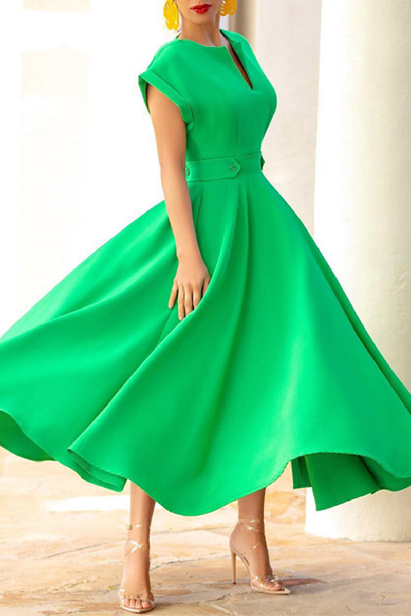 Classic Vintage Dress with a Flattering Fit