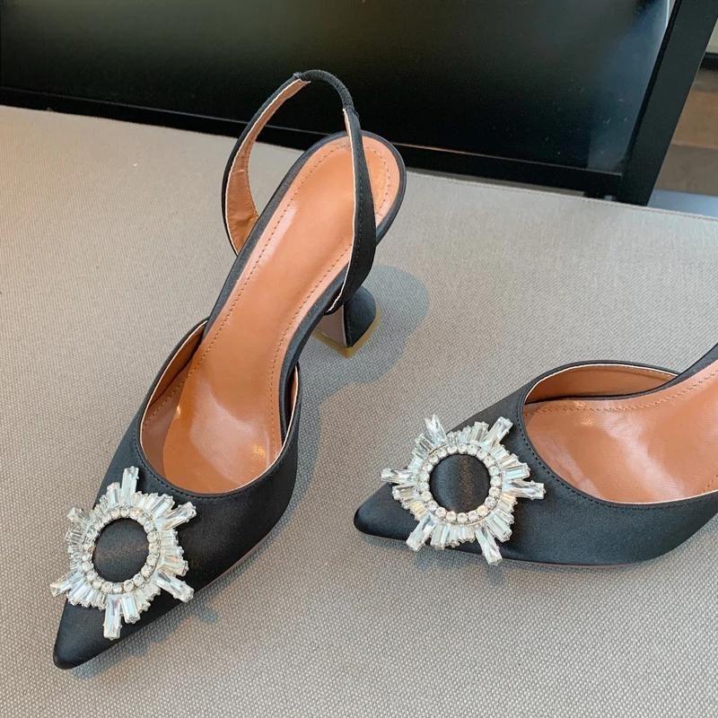 Elegantly Styled Heels for Everyday Wear