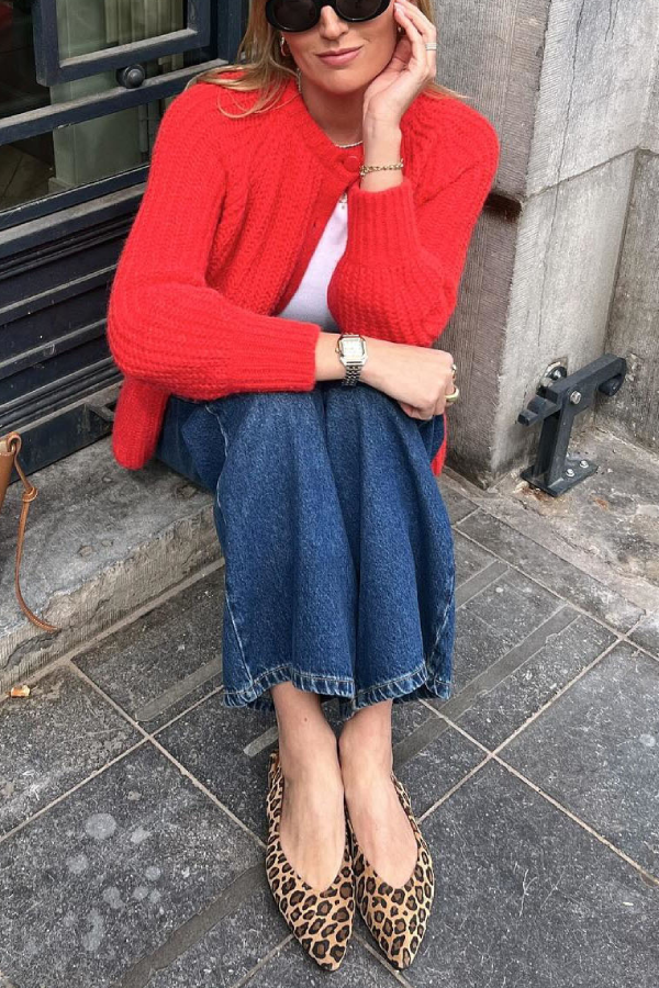 Sophisticated Cardigan with a Clean Classic Look