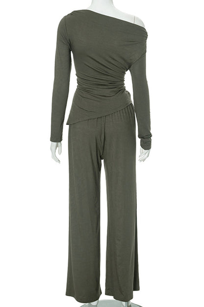 A Vintage Style Garment with Delicate Timeless Details