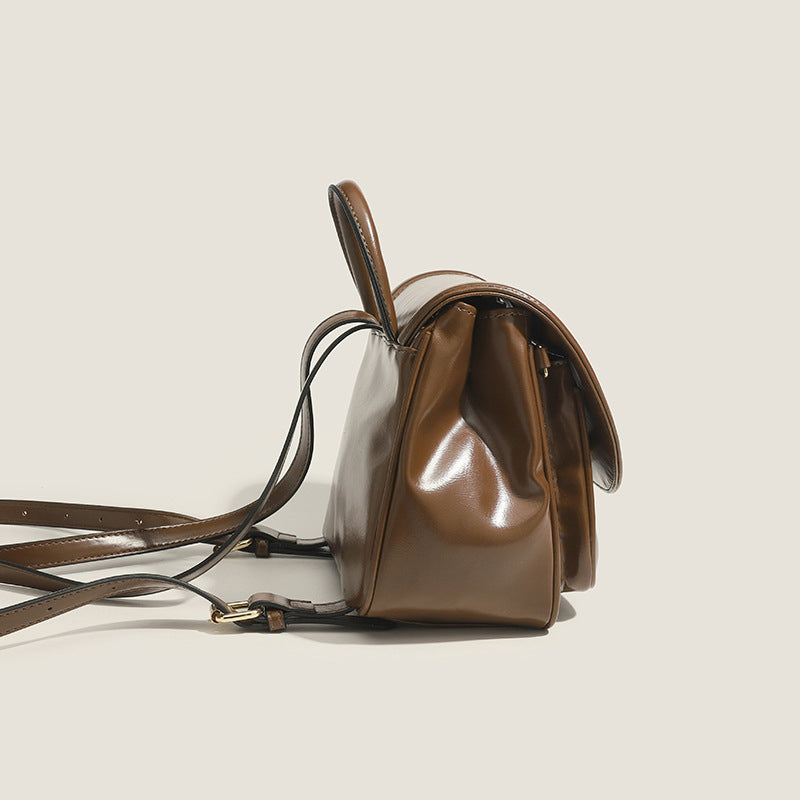 Classic Vintage Bag with a Flattering Fit