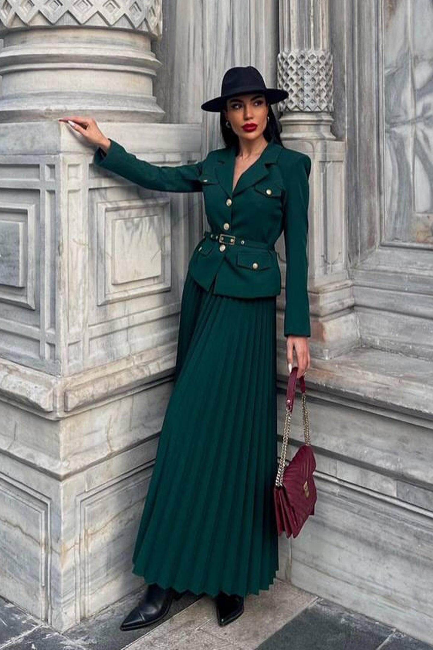 Sophisticated Garment with a Clean Classic Look