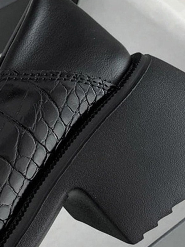 Well Tailored Shoes with a Graceful Silhouette