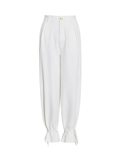 Well Tailored Pants with a Graceful Silhouette