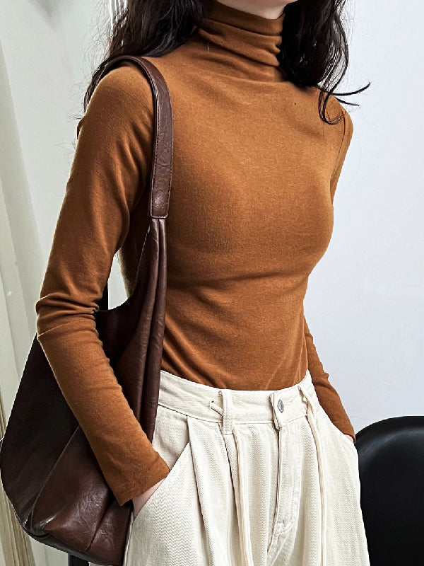 Gracefully Styled T-Shirt for Any Occasion