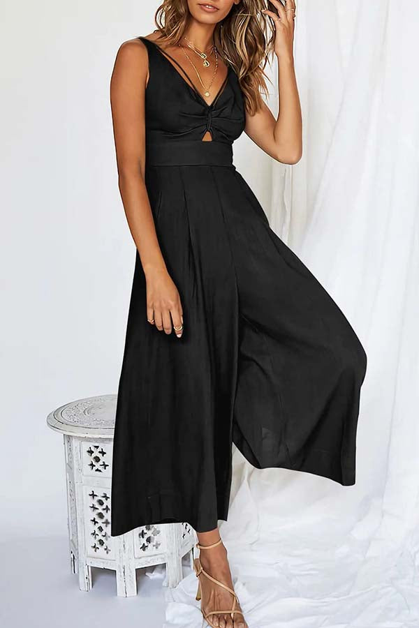 Gracefully Styled Garment for Any Occasion