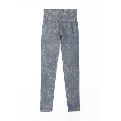 Sophisticated Garment with a Clean Classic Look