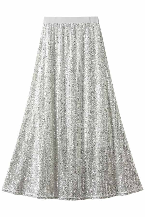 Well Tailored Garment with a Graceful Silhouette