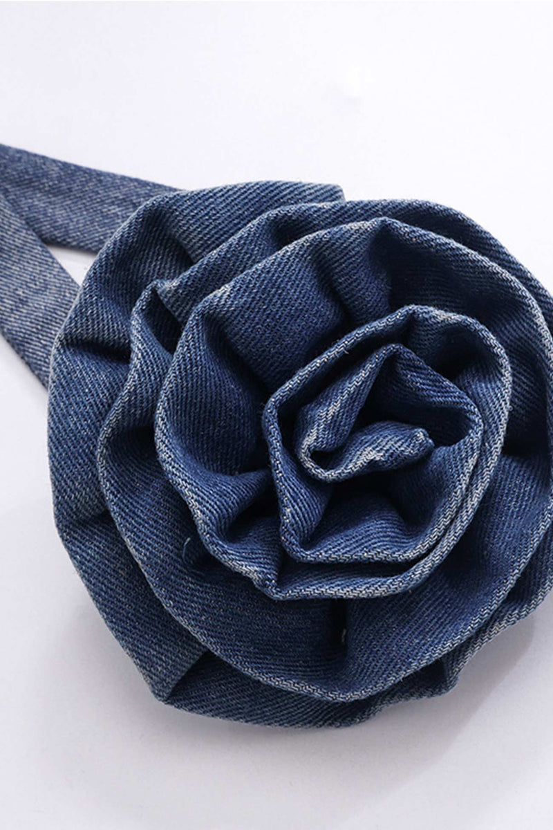 Effortlessly Elegant Top with a Timeless Design