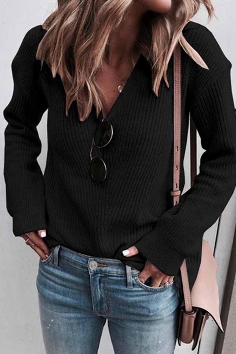 Classic Vintage Sweater with a Flattering Fit