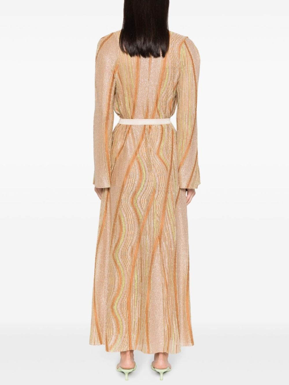 Well Tailored Cardigan with a Graceful Silhouette