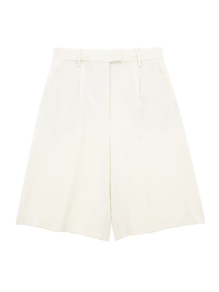 Classic Vintage Garment with a Flattering Fit