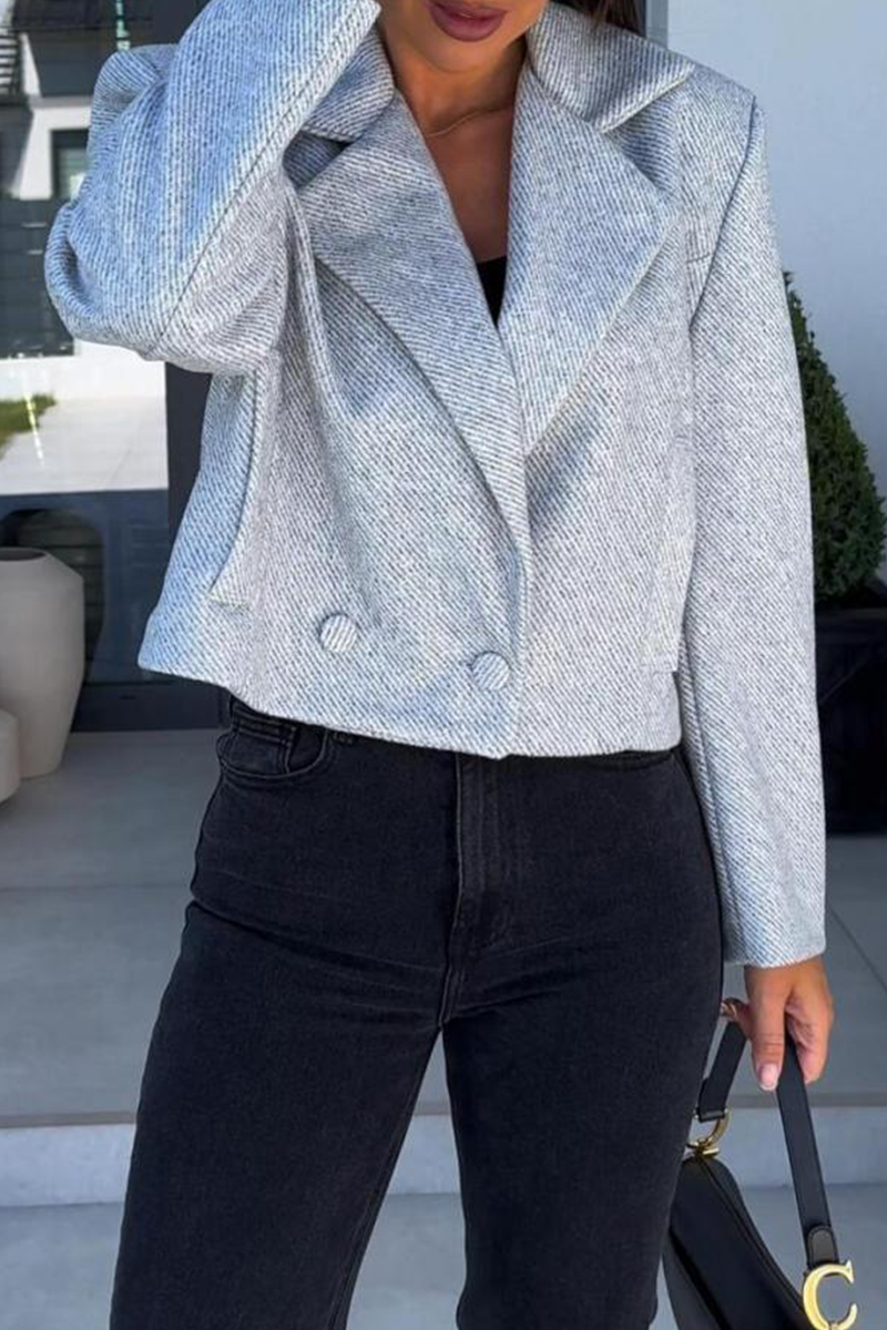 Gracefully Styled Garment for Any Occasion