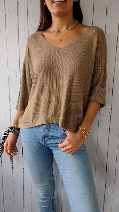 Beautifully Finished Top in a Timeless Design