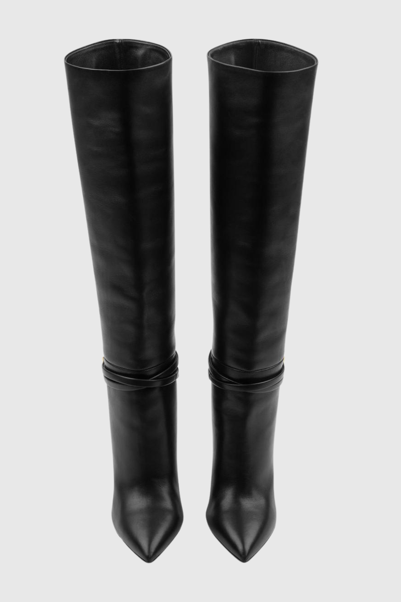 Beautifully Crafted Boots in a Classic Style