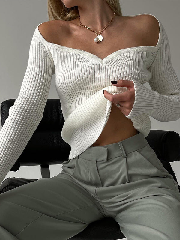 Classic Vintage Sweater with a Flattering Fit