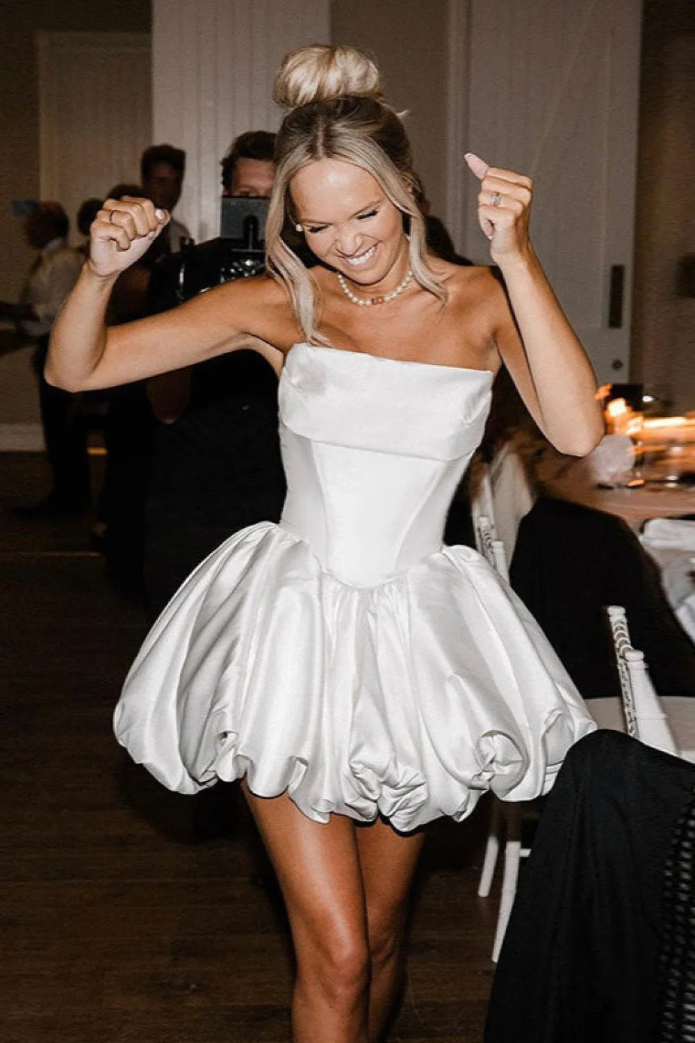Effortlessly Elegant Dress with a Timeless Design