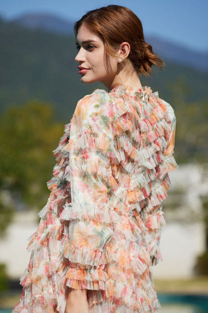Beautifully Crafted Dress in a Classic Style