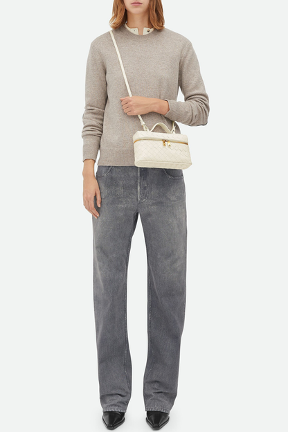 Classic Vintage Bag with a Flattering Fit