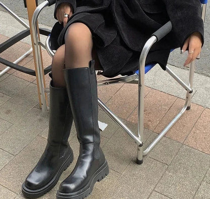 Elegantly Styled Boots for Everyday Wear