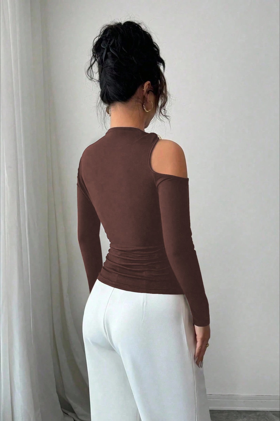 Classic Vintage Top with a Flattering Fit