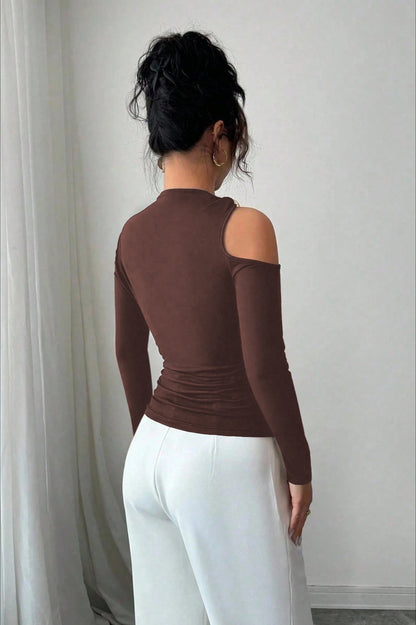 Classic Vintage Top with a Flattering Fit