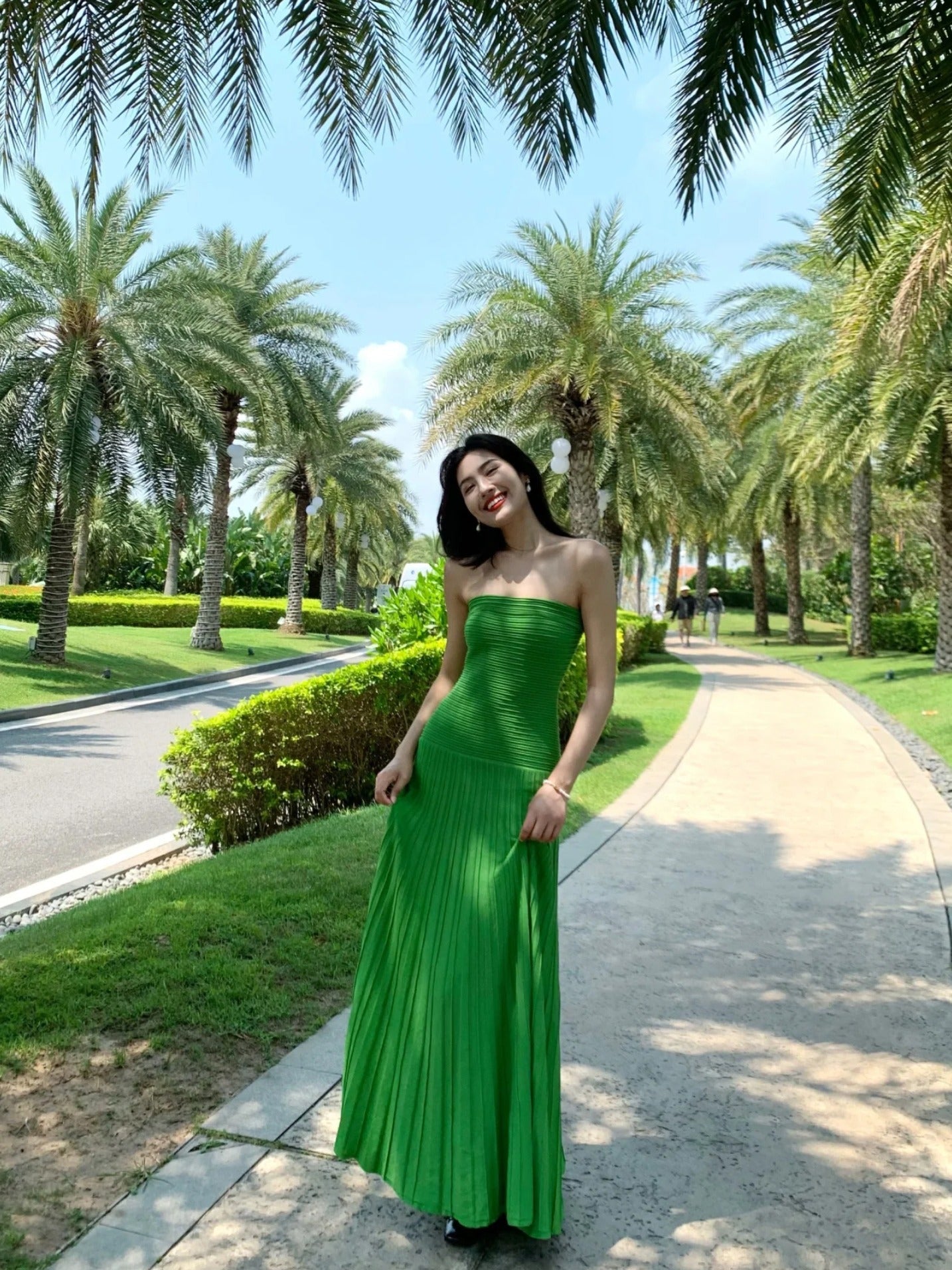 Beautifully Crafted Dress in a Classic Style