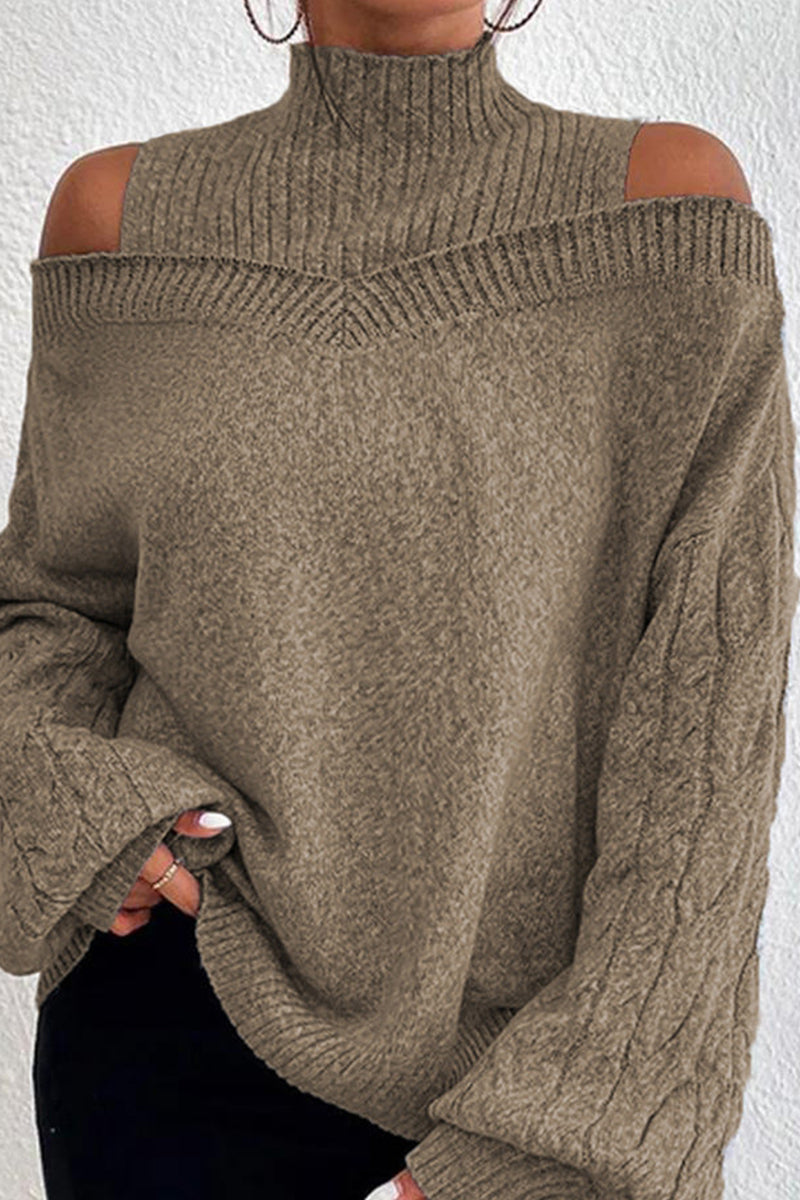 Effortlessly Elegant Sweater with a Timeless Design