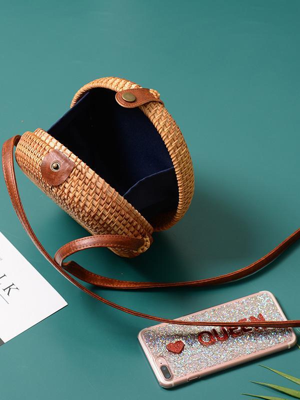 Beautifully Finished Bag in a Timeless Design