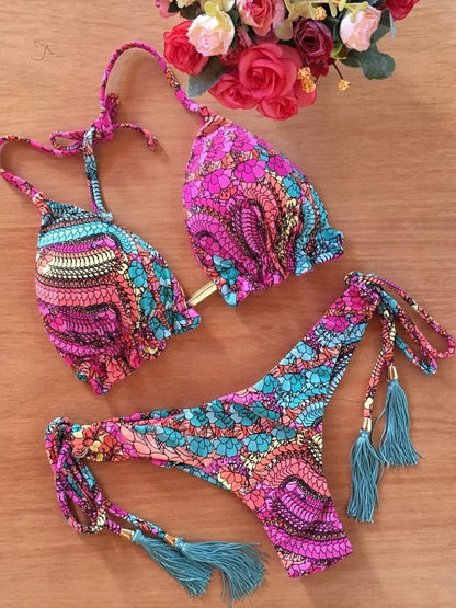 Classic Vintage Bikini with a Flattering Fit