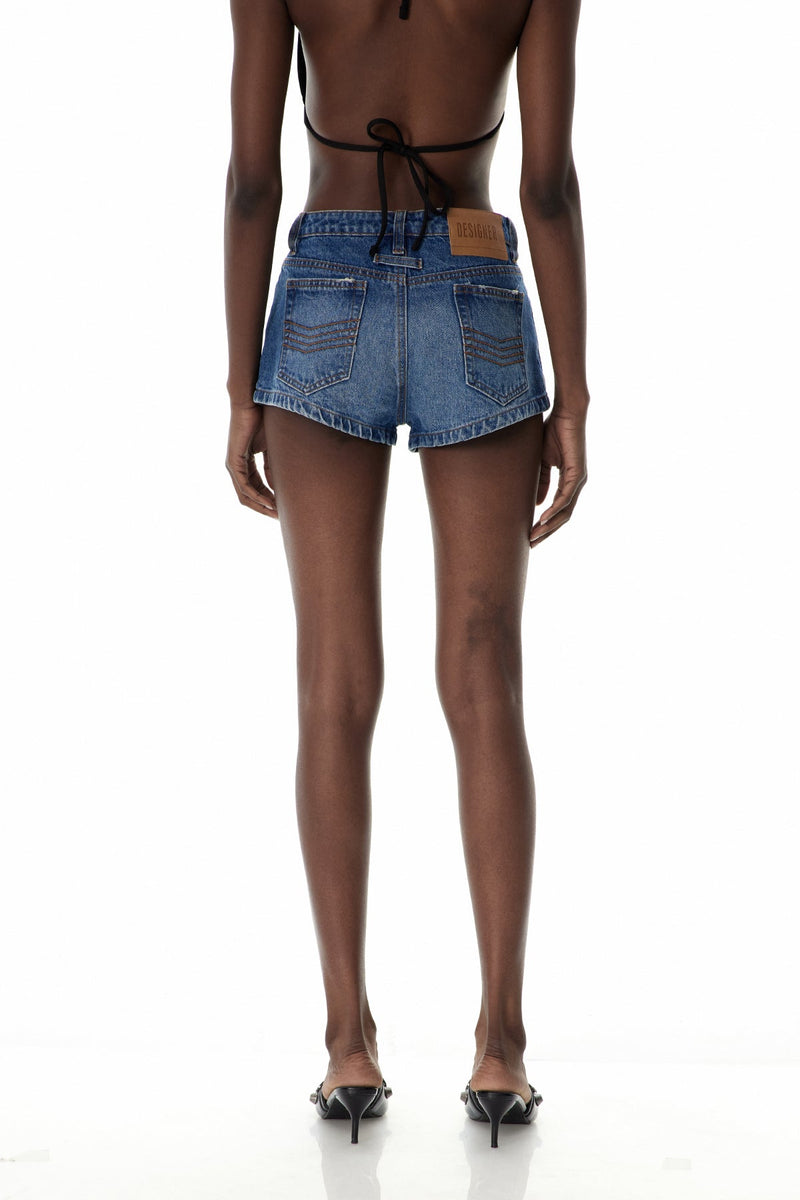 Classic Vintage Garment with a Flattering Fit