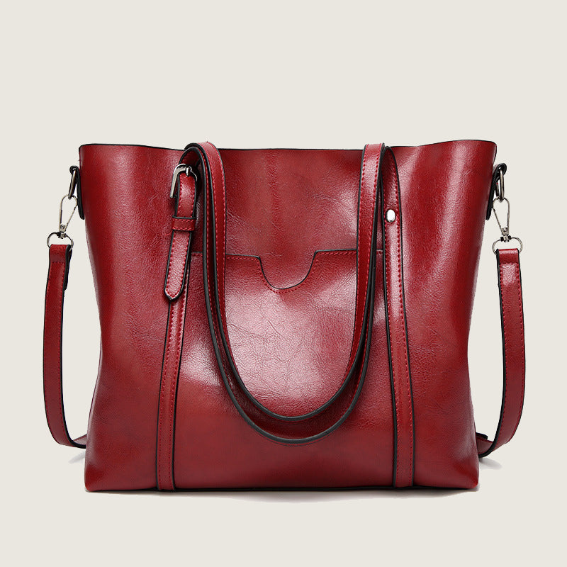 Sophisticated Bag with a Clean Classic Look