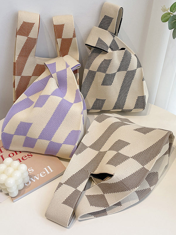 Sophisticated Bag with a Clean Classic Look
